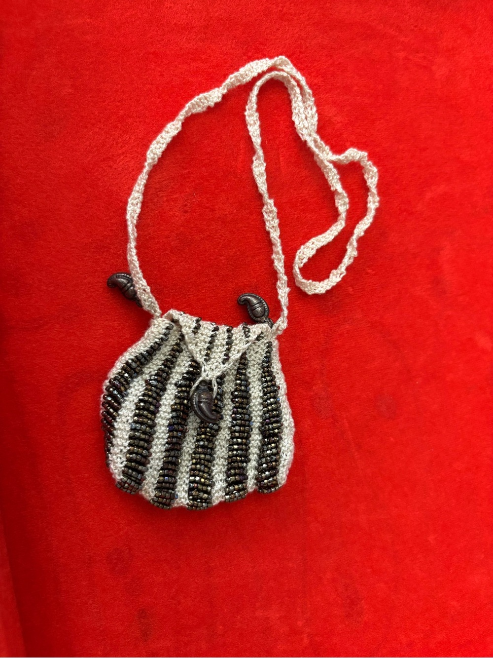 Handwoven Beaded Crossbody necklace vintage jewelry in Black and Cream